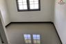 3 Bedroom Townhouse for sale in Lert Ubon Watcharapol, Tha Raeng, Bangkok