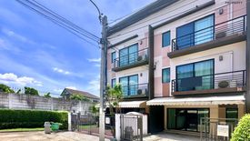 3 Bedroom Townhouse for sale in Baan Klang Muang Nawamin 42, Khlong Kum, Bangkok