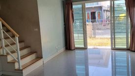 3 Bedroom Townhouse for sale in Ban Mai, Nonthaburi near MRT Mueang Thong Lake