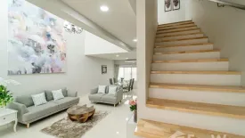 3 Bedroom Townhouse for sale in Mae Hia, Chiang Mai