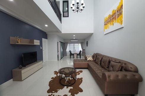 3 Bedroom Townhouse for sale in Mae Hia, Chiang Mai