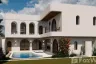 Villa dijual dengan 6 kamar tidur di Canggu, Bali
