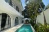 6 Bedroom Villa for sale in Kerobokan, Bali