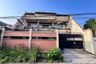 6 Bedroom House for sale in Petemon, East Java