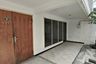 Rumah disewa dengan 3 kamar tidur di Tambak Dono, Jawa Timur