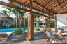 Villa dijual dengan 4 kamar tidur di Kerobokan, Bali
