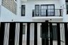 3 Bedroom House for rent in Sambikerep, East Java