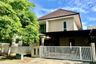Rumah disewa dengan 4 kamar tidur di Sambikerep, Jawa Timur