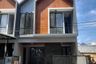 4 Bedroom House for sale in Kedungdoro, East Java