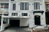 4 Bedroom House for sale in Lontar, East Java