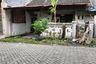 Rumah dijual dengan 2 kamar tidur di Waru, Jawa Timur