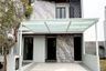 4 Bedroom House for sale in Wiyung, East Java