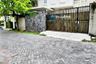 4 Bedroom House for sale in Darmo, East Java