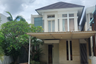 3 Bedroom House for sale in Lontar, East Java