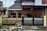 Rumah dijual dengan 2 kamar tidur di Manukan Kulon, Jawa Timur