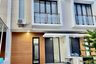 3 Bedroom House for sale in Wiyung, East Java