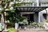 3 Bedroom House for sale in Wiyung, East Java