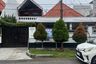 Rumah dijual dengan 4 kamar tidur di Pucang Sewu, Jawa Timur