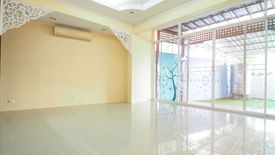 3 Bedroom House for sale in Baan Klang Muang Grand De Paris Ratchada, Wang Thonglang, Bangkok