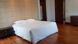 3 Bedroom Condo for rent in Royal Residence Park, Langsuan, Bangkok near BTS Ratchadamri