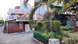 Rumah dijual dengan 4 kamar tidur di Tanjung Duren Selatan, Jakarta