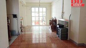 4 Bedroom Townhouse for sale in Lat Sawai, Pathum Thani near BTS Khlong Si