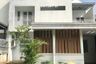 Rumah dijual dengan 4 kamar tidur di Bintaro, Jakarta