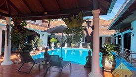 6 Bedroom House for sale in paradise villa 1, Na Kluea, Chonburi