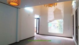 4 Bedroom Townhouse for rent in Quang An, Ha Noi