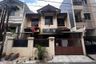 Rumah disewa dengan 6 kamar tidur di Tomang, Jakarta