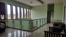 Rumah dijual dengan 6 kamar tidur di Jagakarsa, Jakarta