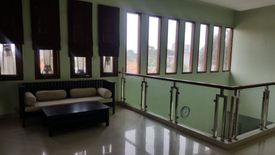 Rumah dijual dengan 6 kamar tidur di Jagakarsa, Jakarta