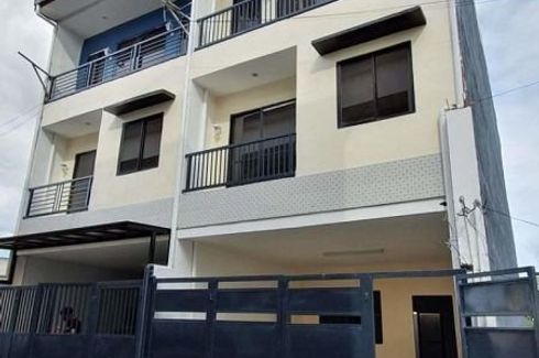 5 Bedroom Townhouse for sale in Pinagbuhatan, Metro Manila