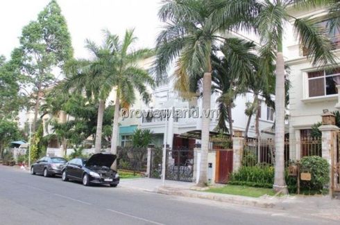 Cần bán villa 4 phòng ngủ tại Phường 4, Quận 3, Hồ Chí Minh