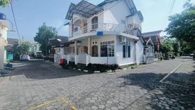 Rumah dijual dengan 6 kamar tidur di Mantrijeron, Yogyakarta