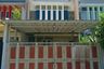 Rumah dijual dengan 5 kamar tidur di Gayungan, Jawa Timur