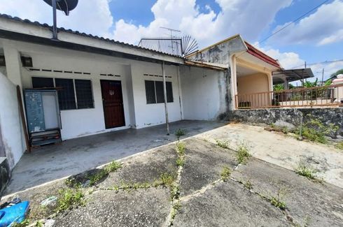 3 Bedroom House for rent in Taman Ungku Tun Aminah, Johor
