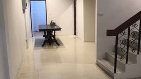 4 Bedroom Office for rent in Khlong Toei, Bangkok