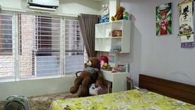 3 Bedroom House for sale in Nga Tu So, Ha Noi