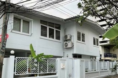 5 Bedroom House for rent in Khlong Toei, Bangkok