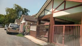 4 Bedroom House for rent in Taman Klang Utama, Selangor