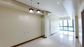 2 Bedroom Condo for sale in 8 Forbestown Centre, Taguig, Metro Manila