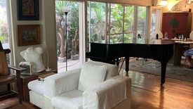 5 Bedroom House for sale in Magallanes, Metro Manila near MRT-3 Magallanes