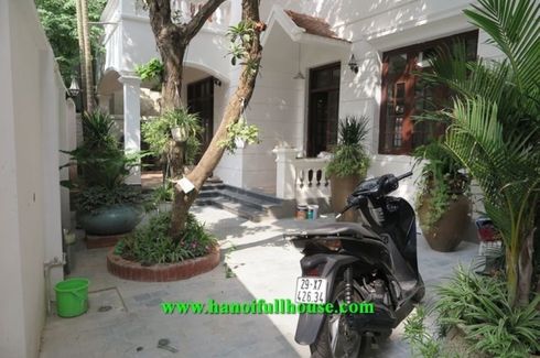 Cho thuê villa 3 phòng ngủ tại Quảng An, Quận Tây Hồ, Hà Nội
