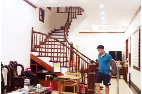 4 Bedroom House for sale in Dich Vong, Ha Noi