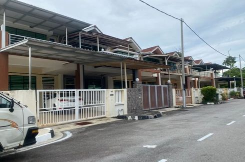 4 Bedroom House for sale in Balik Pulau, Pulau Pinang