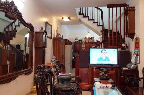 Cần bán nhà riêng 4 phòng ngủ tại Thanh Xuân Trung, Quận Thanh Xuân, Hà Nội
