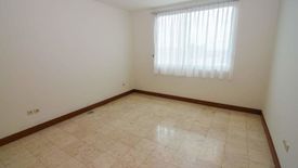 Apartemen dijual dengan 3 kamar tidur di Cilandak Barat, Jakarta