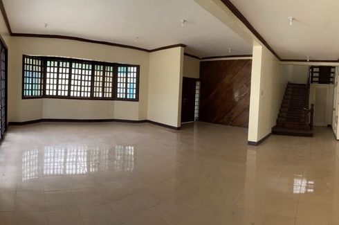 6 Bedroom House for sale in Bagong Pag-Asa, Metro Manila