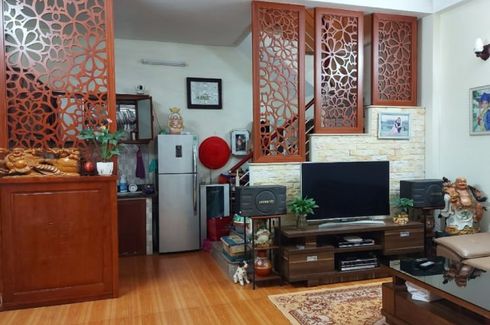 3 Bedroom House for sale in Hang Bot, Ha Noi
